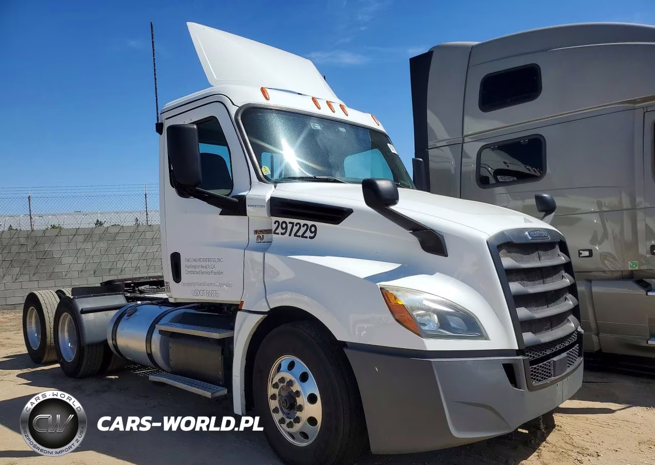2019 Freightliner Cascadia 126 Semi Truck VIN:3AKJHLDV8KSKF8135 - 4