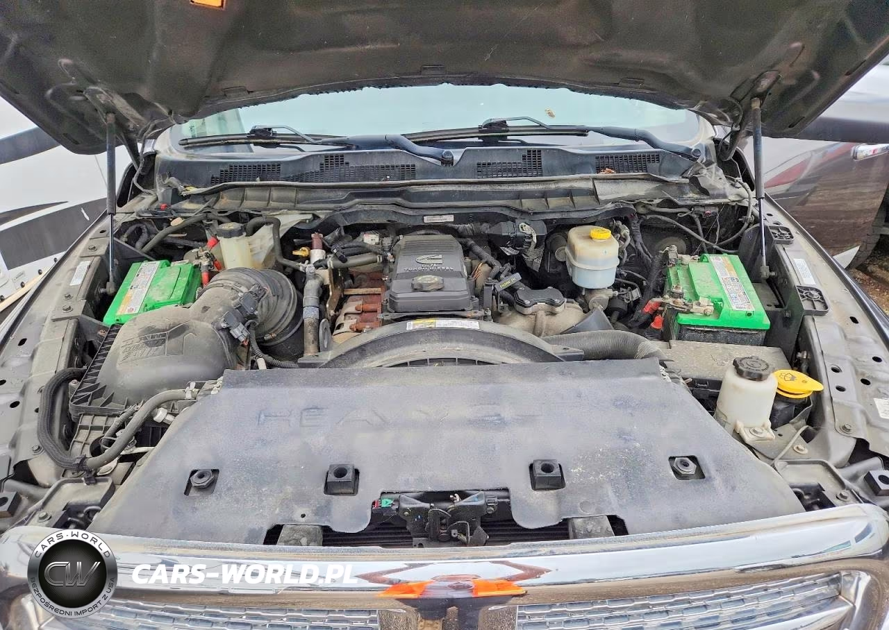 2017 Ram 3500 Laramie VIN:3C63R3EL0HG697725 - 12