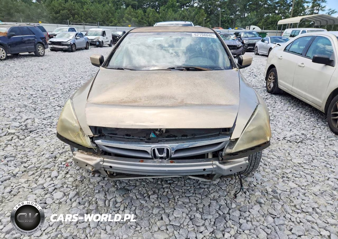 2007 Honda Accord Lx VIN:3HGCM56417G701369 - 5