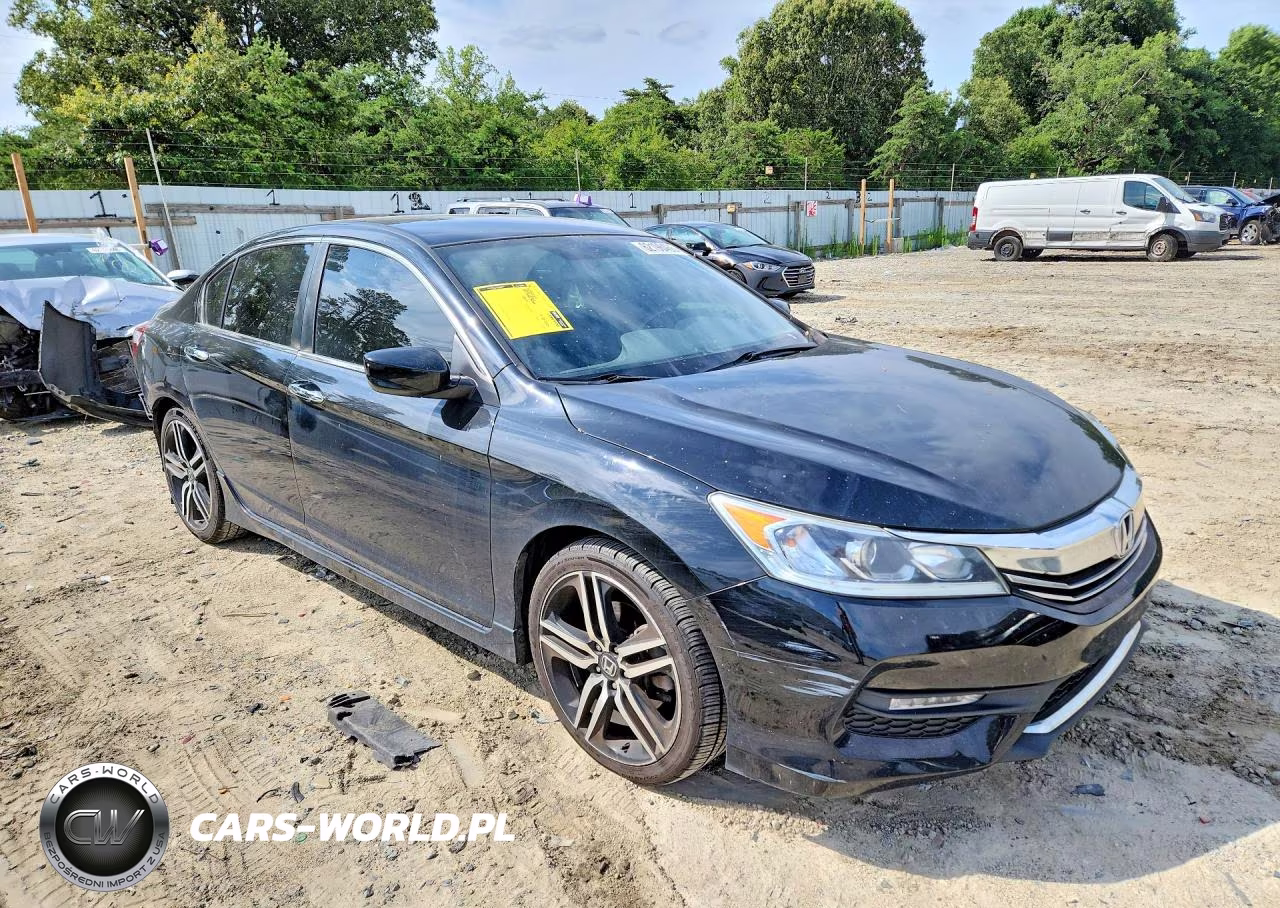 2017 Honda Accord Sport Special Edition VIN:1HGCR2F16HA266628 - 4