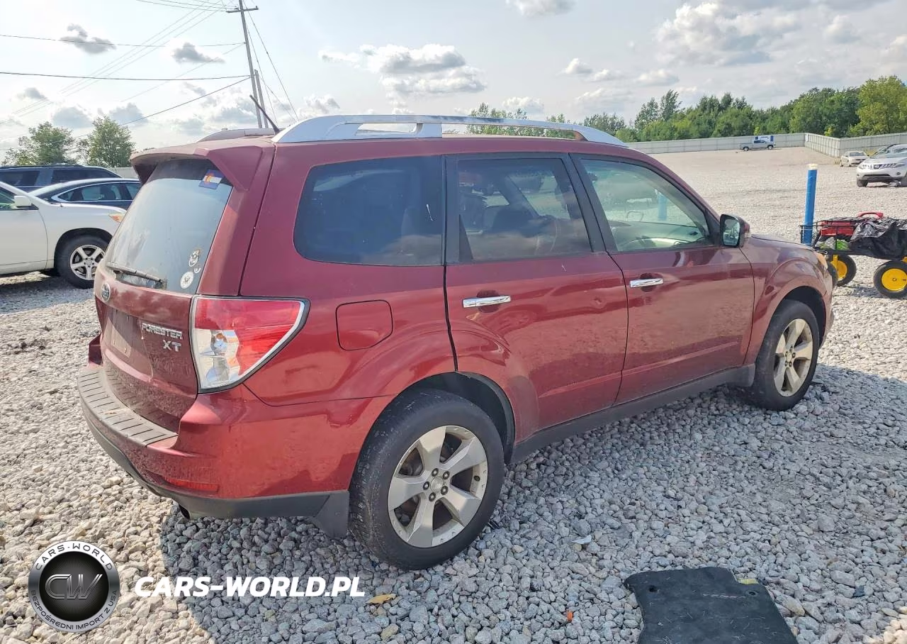2011 Subaru Forester Touring VIN:JF2SHGHC2BH726084 - 3