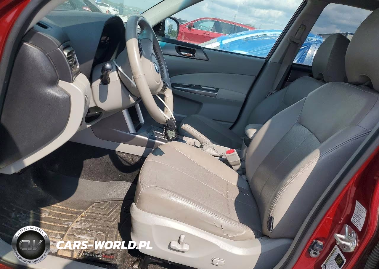 2011 Subaru Forester Touring VIN:JF2SHGHC2BH726084 - 7