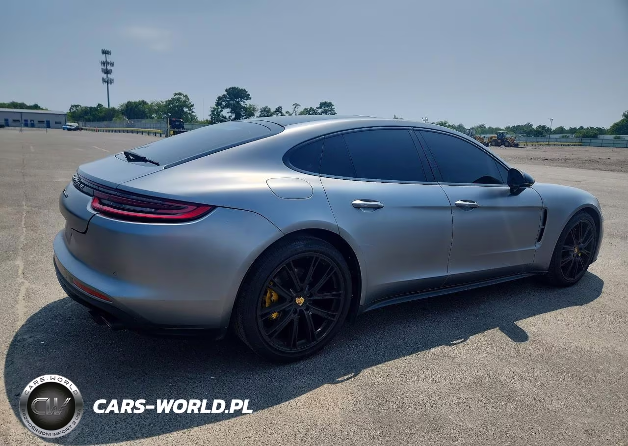 2018 Porsche Panamera 4 VIN:WP0AA2A72JL108659 - 3