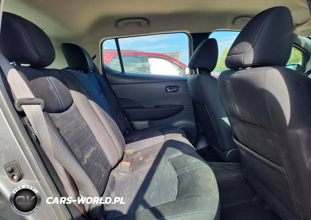 2019 Nissan Leaf Sv Plus VIN:1N4BZ1CP9KC318204 - 10