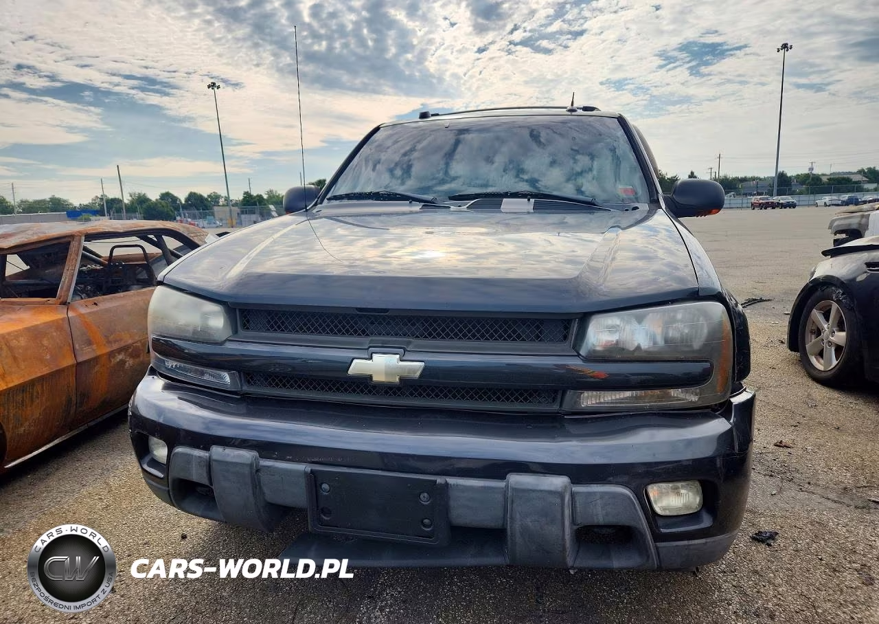 2005 Chevrolet Trailblazer Ls VIN:1GNDT13S952240582 - 5