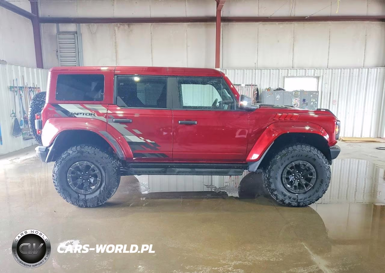 2025 Ford Bronco Raptor VIN:1FMEE0RR9SLB11183 - 13