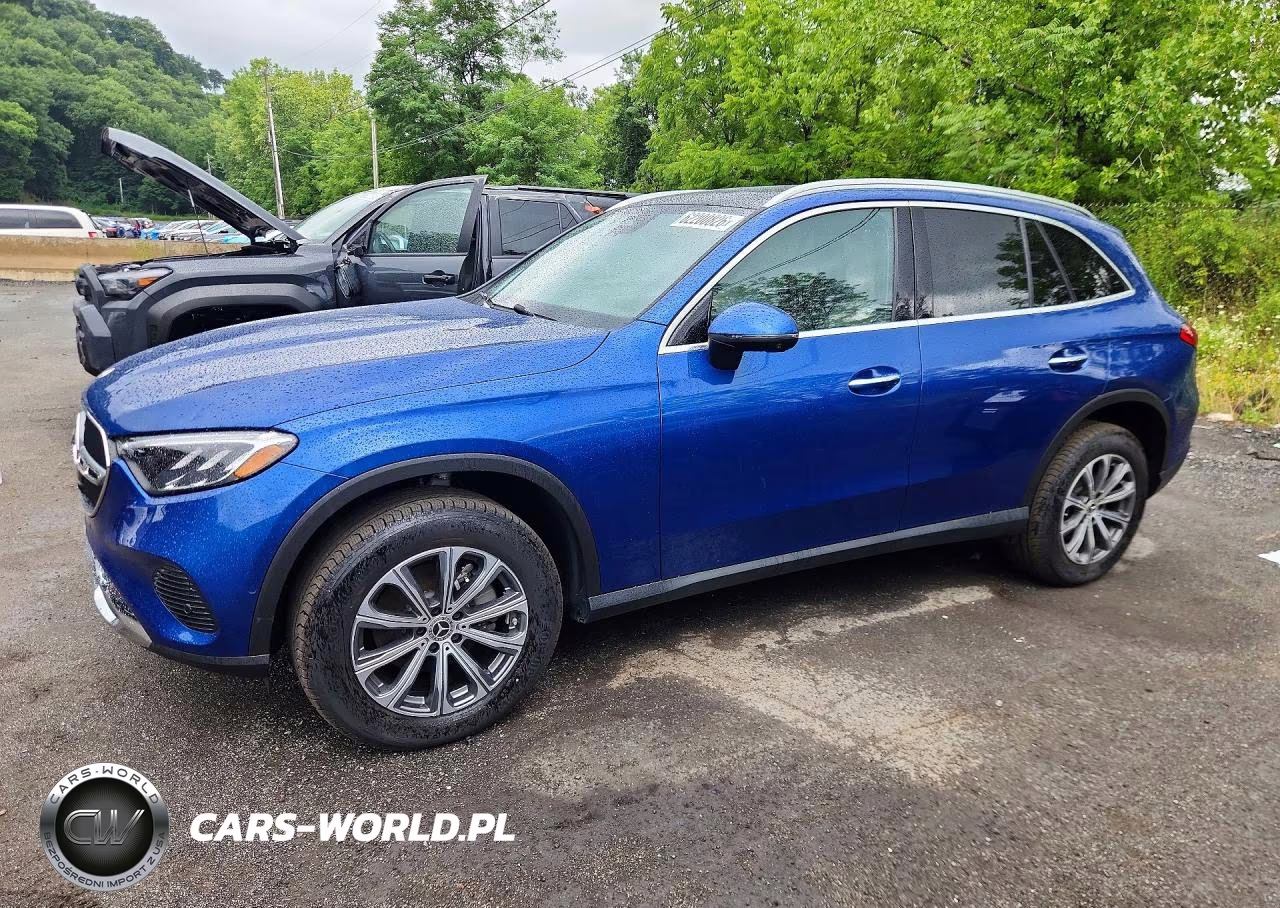 2025 Mercedes-Benz Glc 300 4Matic – zdjęcie 1 z 13