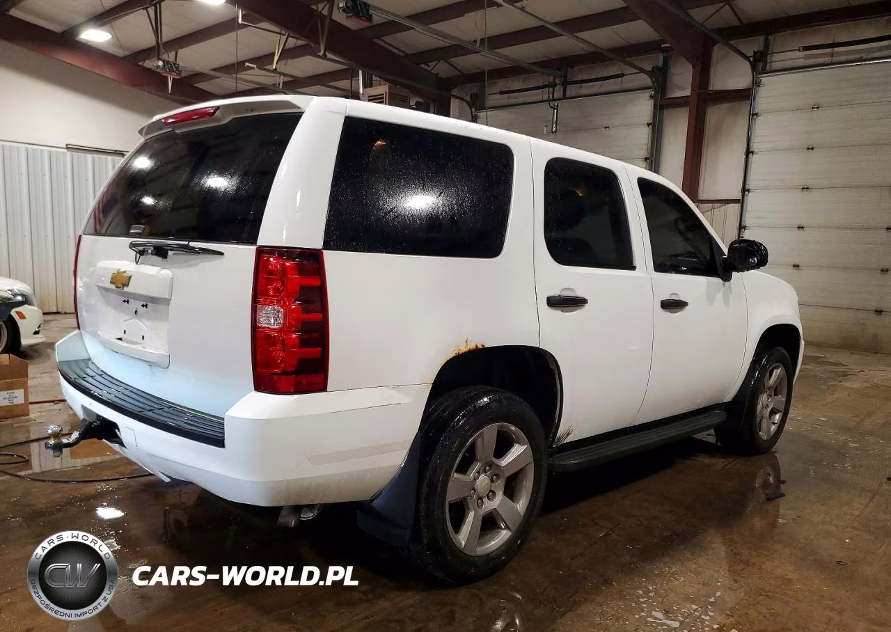 2013 Chevrolet Tahoe Special VIN:1GNSK2E04DR303671 - 3