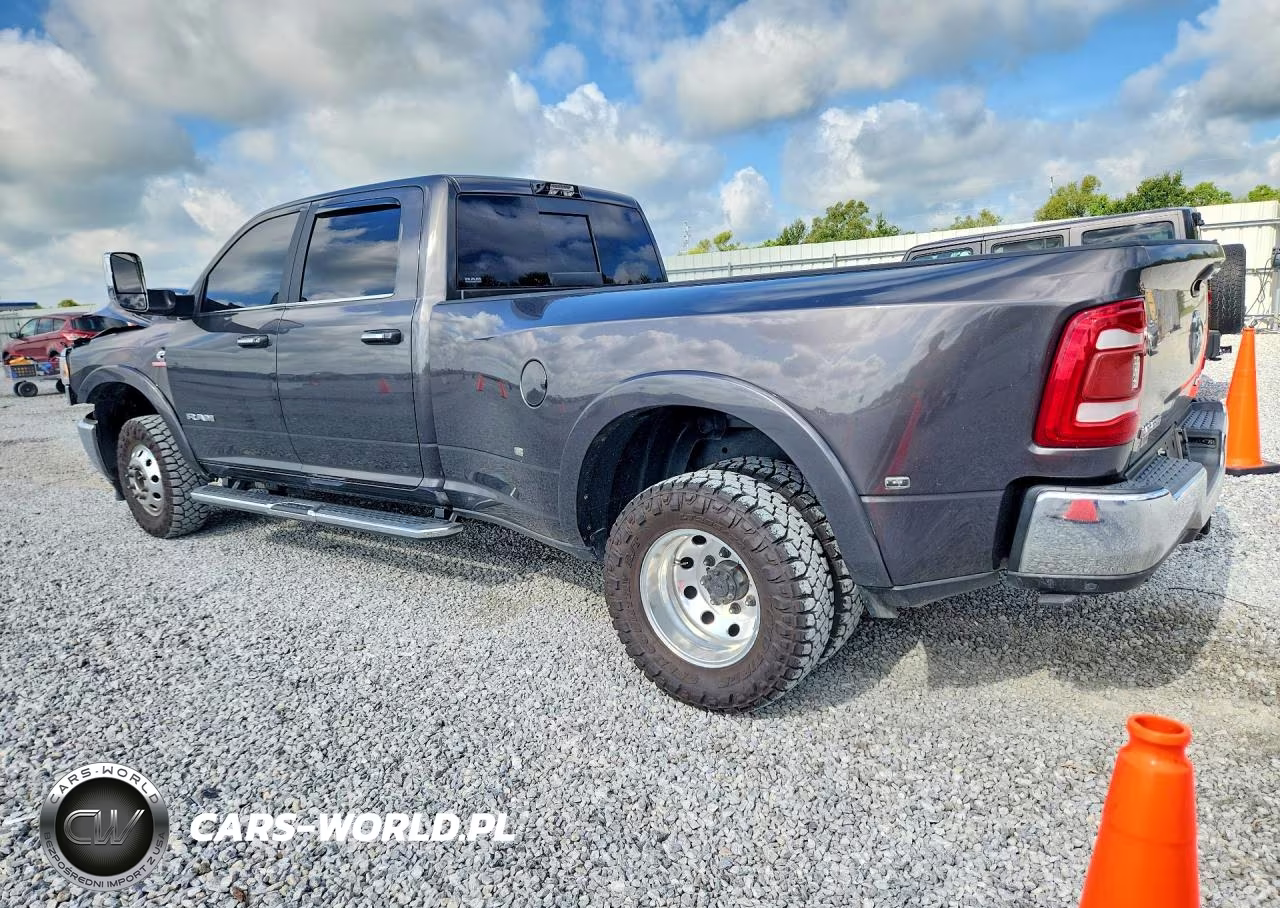 2022 Ram 3500 Laramie VIN:3C63RRJL5NG357068 - 2