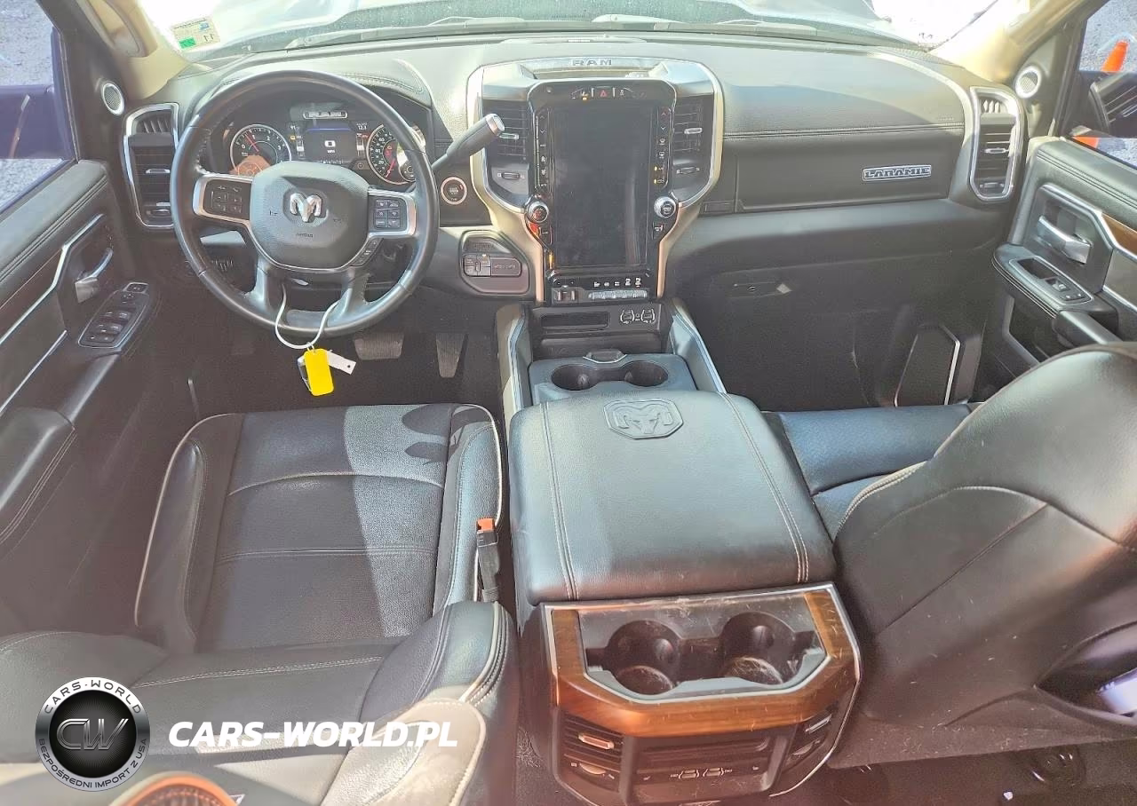 2022 Ram 3500 Laramie VIN:3C63RRJL5NG357068 - 8