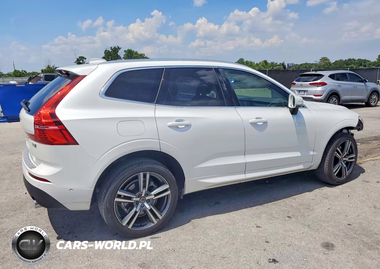 2018 Volvo Xc60 T6 Momentum VIN:YV4A22RK2J1041687 - 3