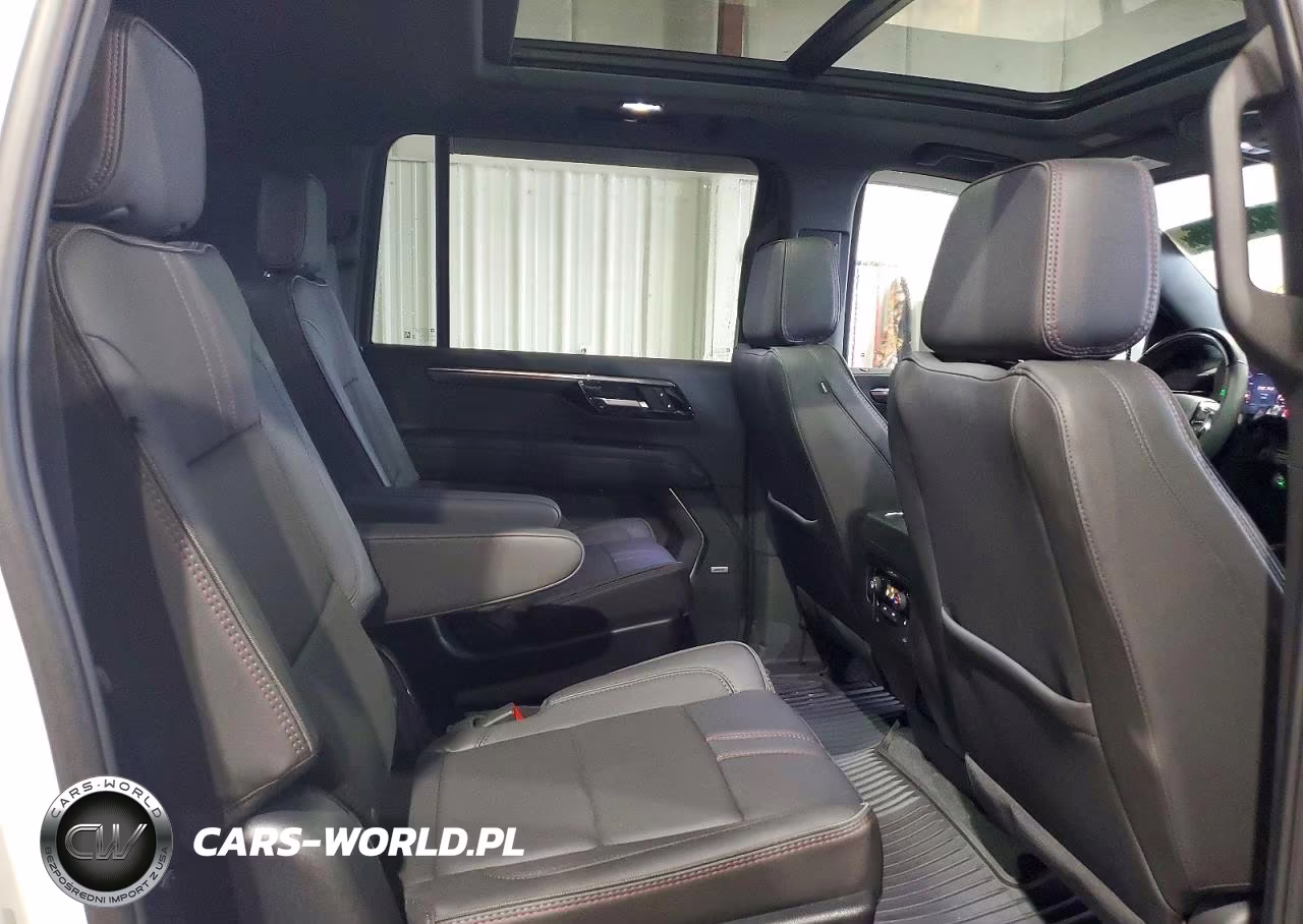 2025 Chevrolet Suburban K1500 Rst VIN:1GNS6ERLXSR271347 - 11