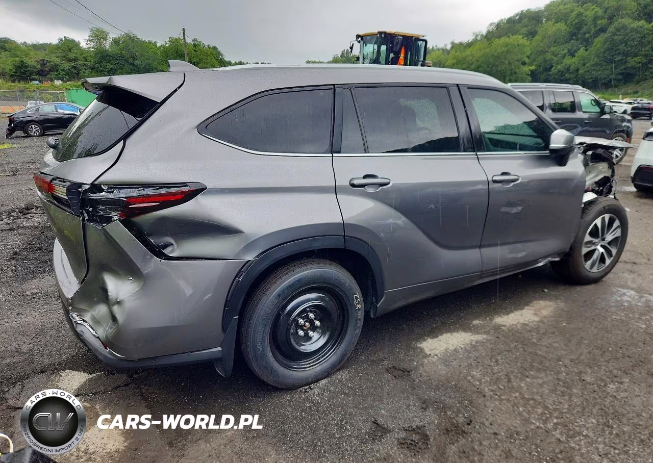 2026 Toyota Highlander Xle VIN:5TDKDRBH6TS598911 - 3