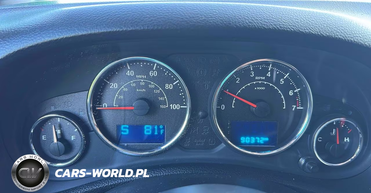 2016 Jeep Wrangler Unlimited Rubicon VIN:1C4BJWFG2GL182208 - 8