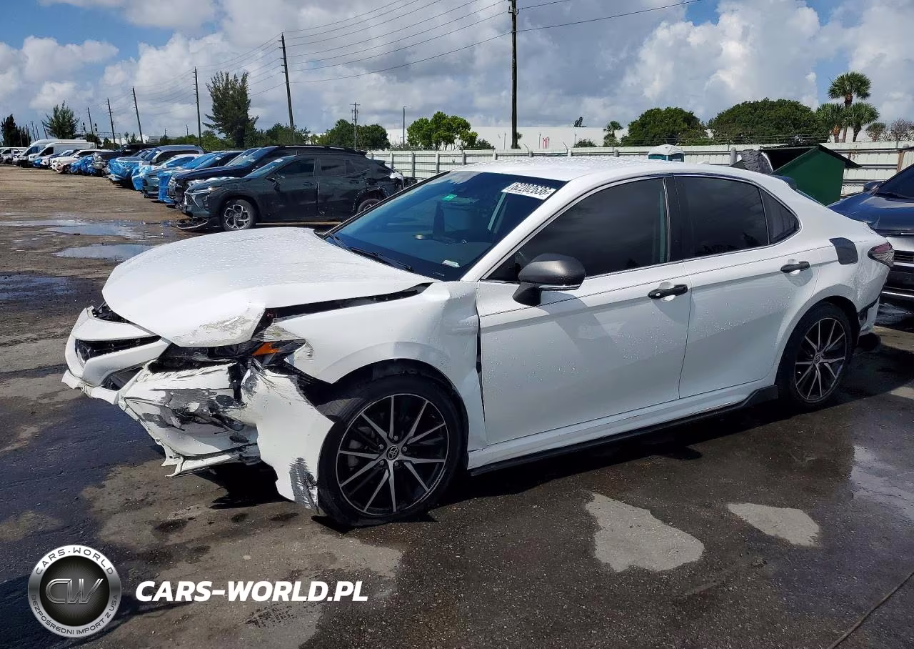 2023 Toyota Camry Se – zdjęcie 1 z 12