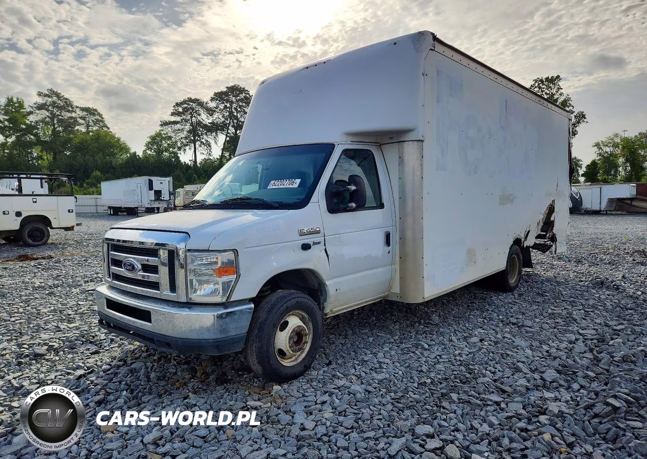 2019 Ford E450 Delivery Truck