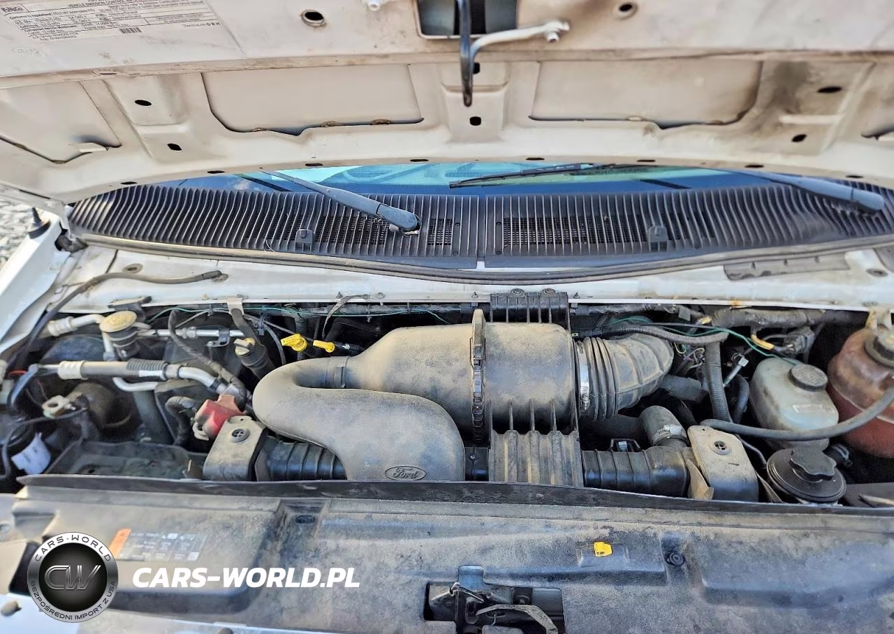 2019 Ford E450 Delivery Truck VIN:1FDWE4F64KDC11109 - 12