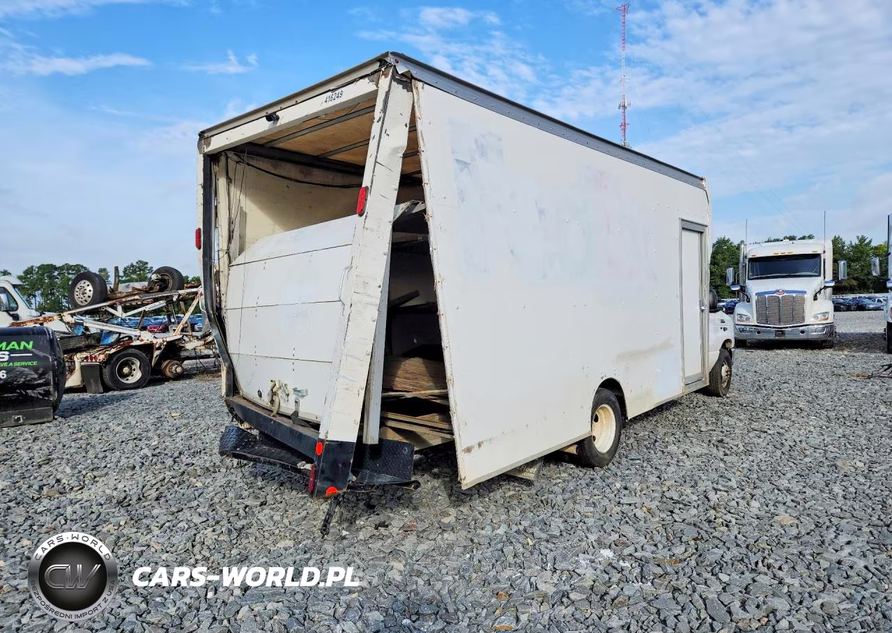2019 Ford E450 Delivery Truck VIN:1FDWE4F64KDC11109 - 3