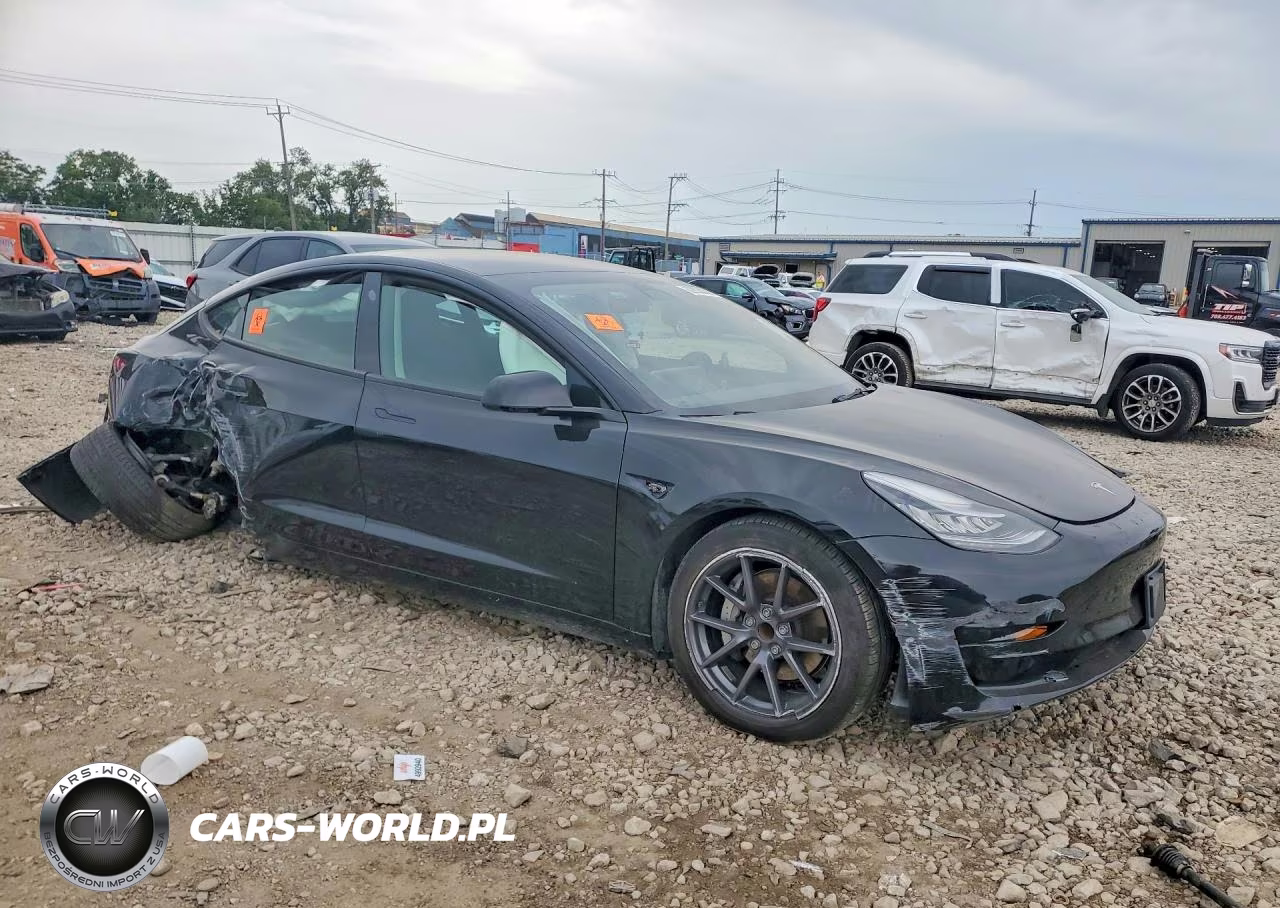 2023 Tesla Model 3 VIN:5YJ3E1EA2PF506821 - 4