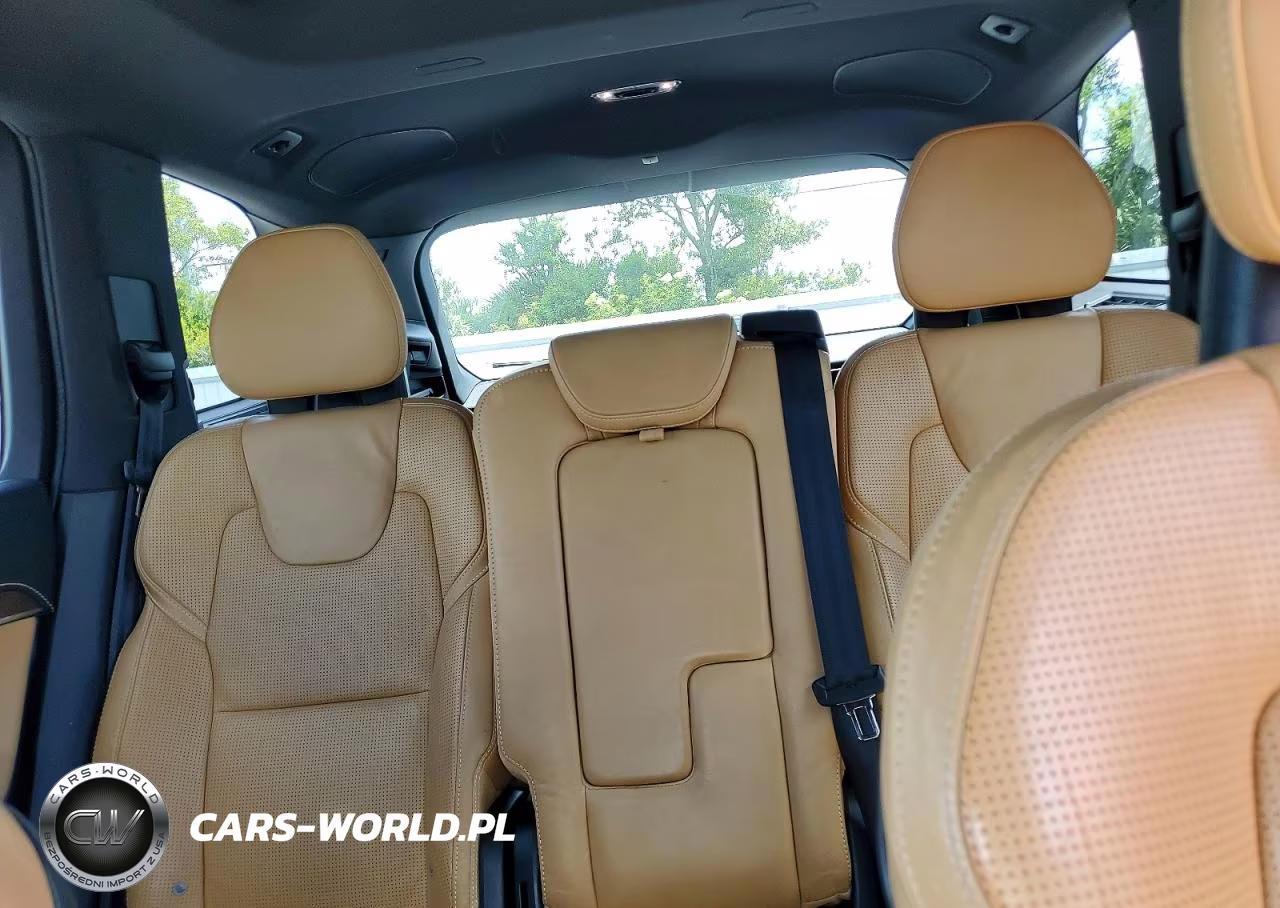 2017 Volvo Xc90 T8 VIN:YV4BC0PL4H1114263 - 10