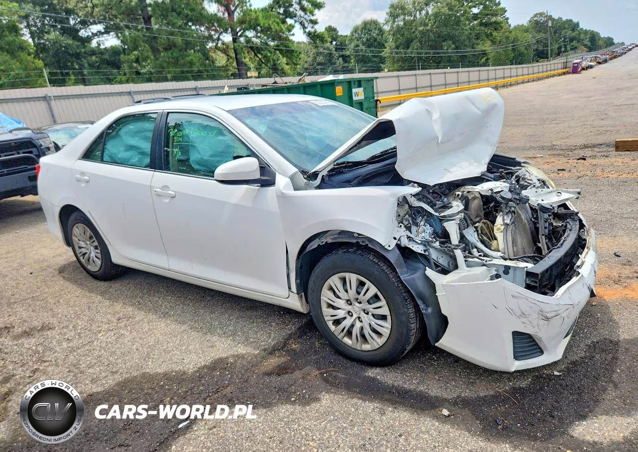 2014 Toyota Camry L VIN:4T1BF1FK0EU762469 - 4
