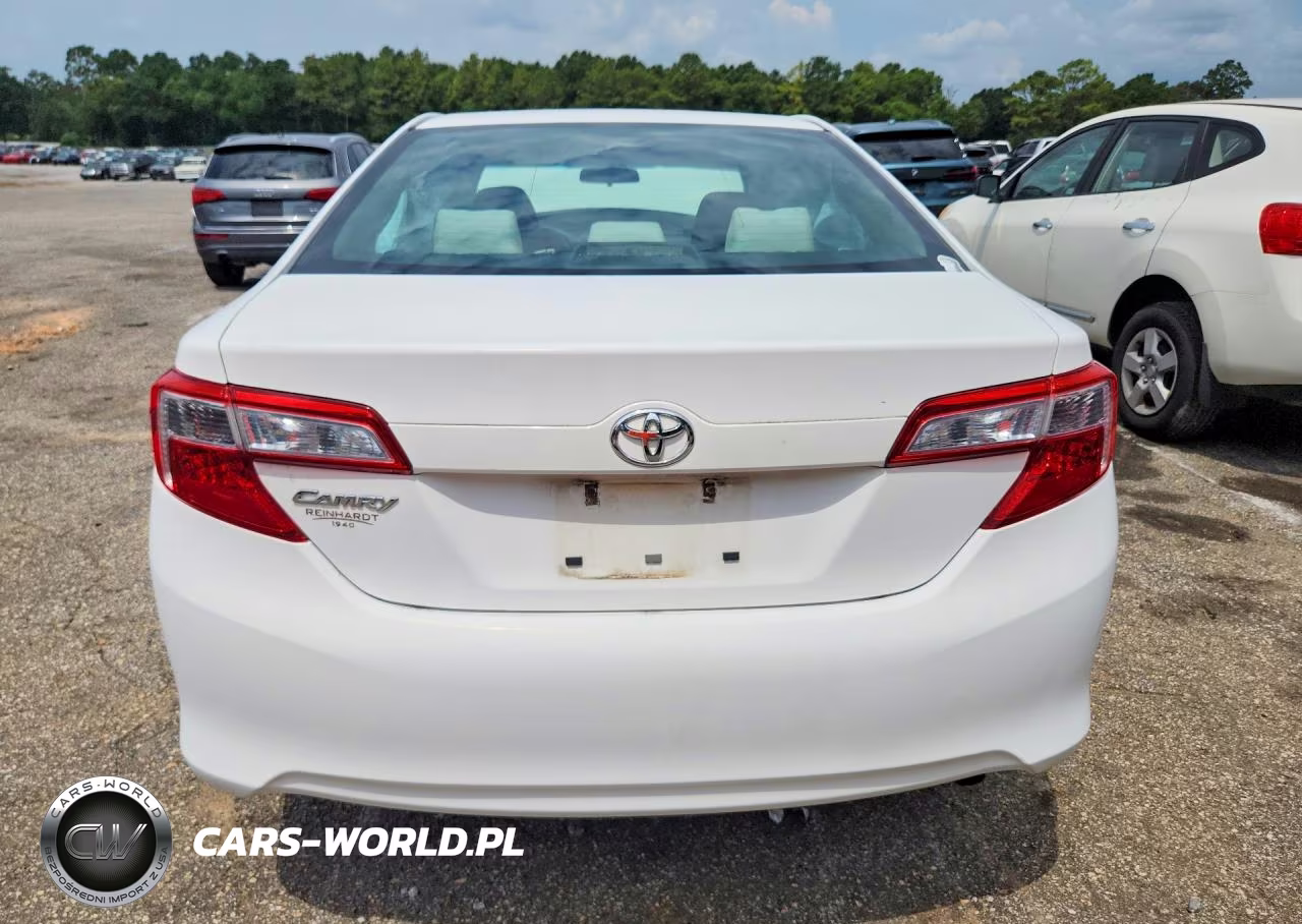 2014 Toyota Camry L VIN:4T1BF1FK0EU762469 - 6