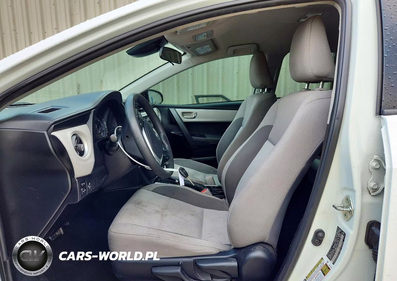 2018 Toyota Corolla Le VIN:2T1BURHE4JC100823 - 7