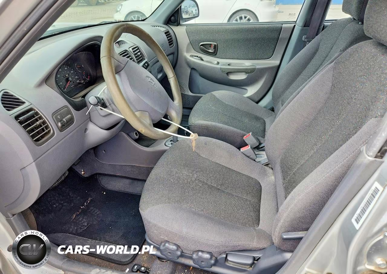 2002 Hyundai Accent Gl VIN:KMHCG45C92U336739 - 7