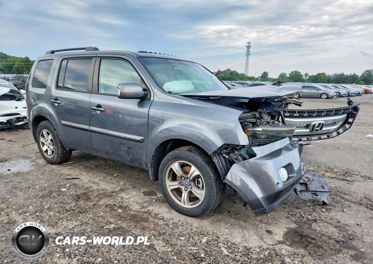 2011 Honda Pilot Touring VIN:5FNYF4H91BB095474 - 4