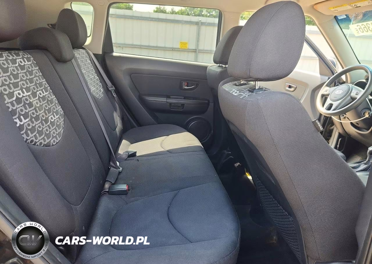 2011 Kia Soul + VIN:KNDJT2A28B7242343 - 11