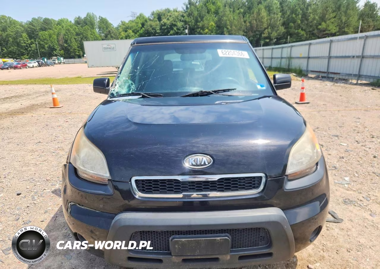 2011 Kia Soul + VIN:KNDJT2A28B7242343 - 5
