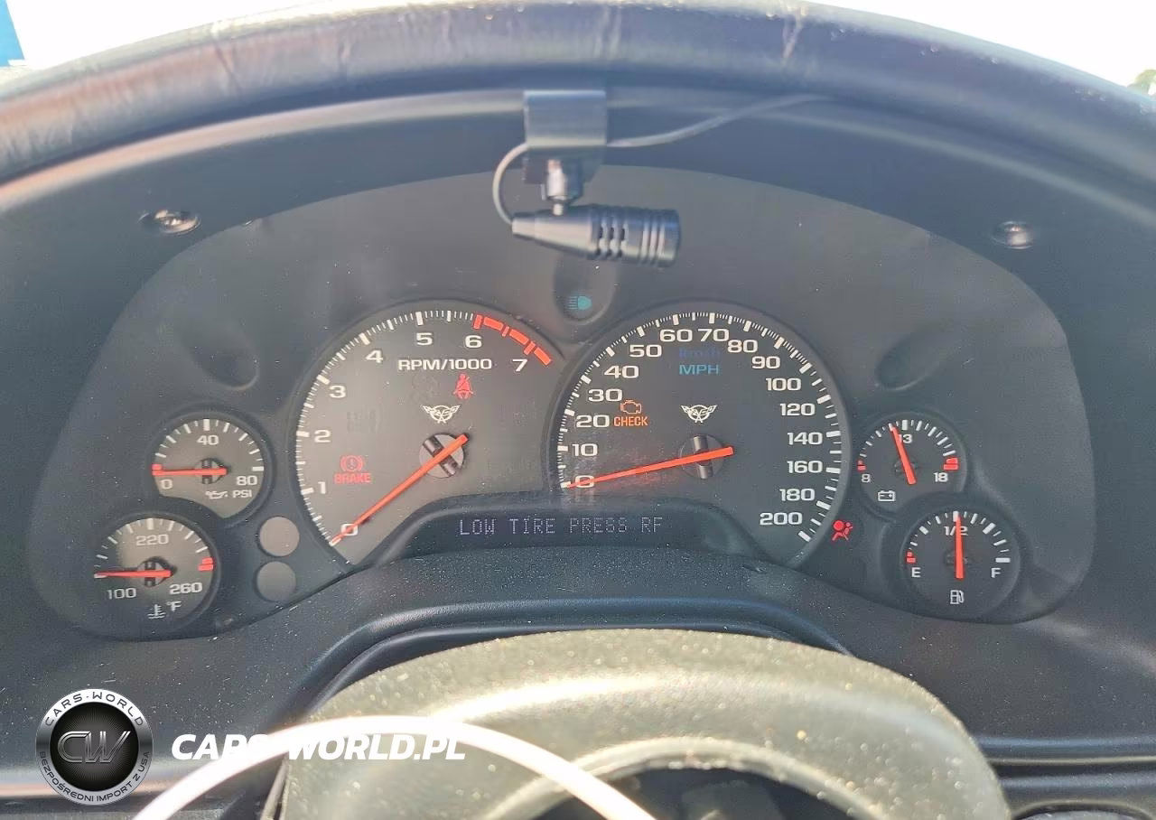 2000 Chevrolet Corvette Corvette & Convertible VIN:1G1YY32G2Y5105153 - 9