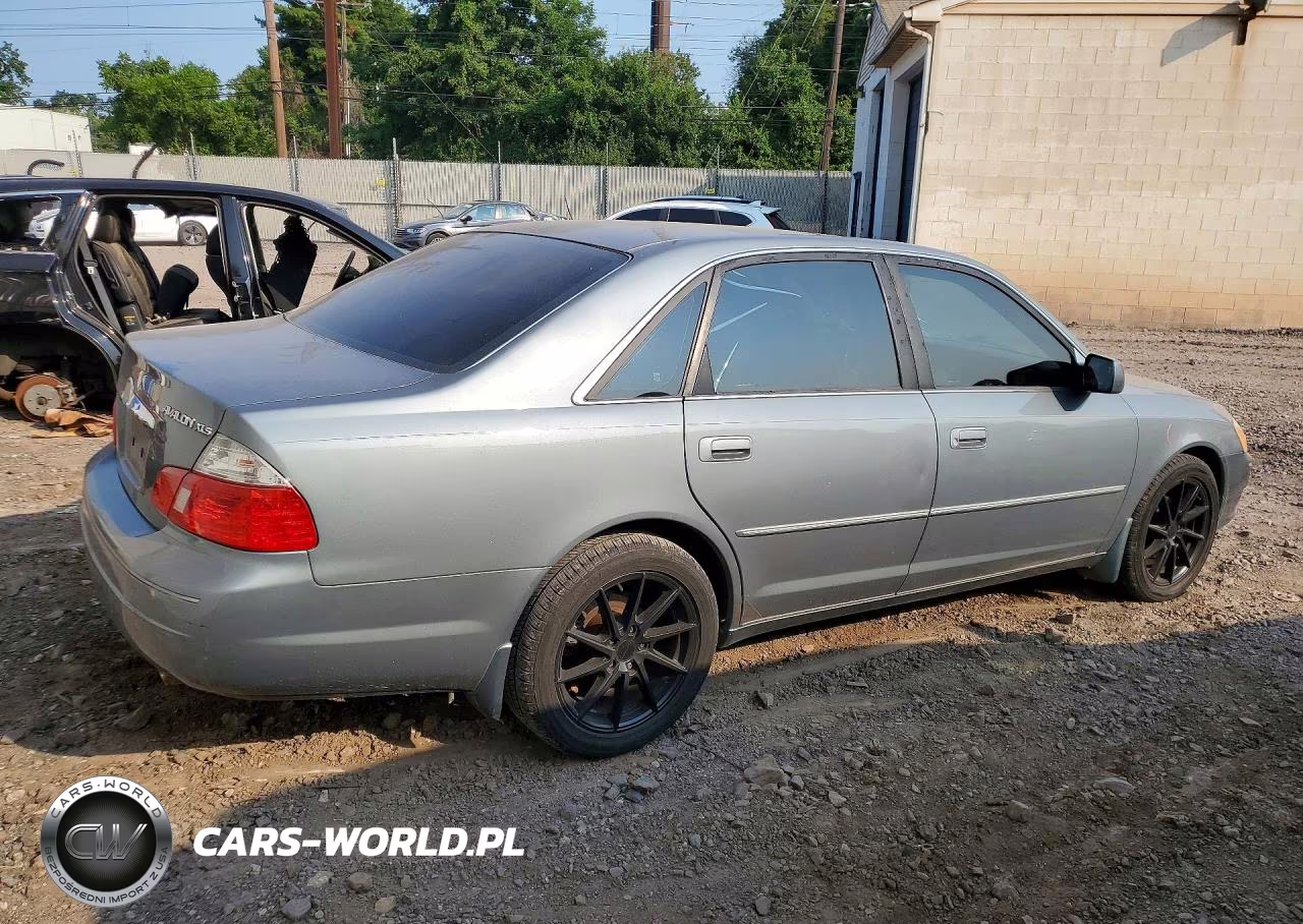 2003 Toyota Avalon Xls VIN:4T1BF28B53U310713 - 3
