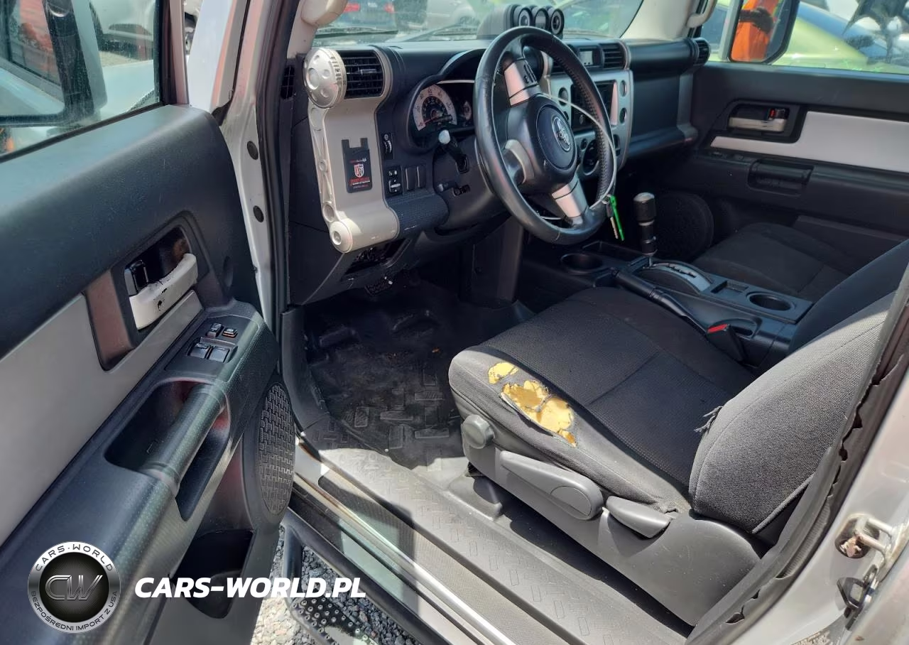 2007 Toyota Fj Cruiser Base VIN:JTEZU11F270013827 - 8