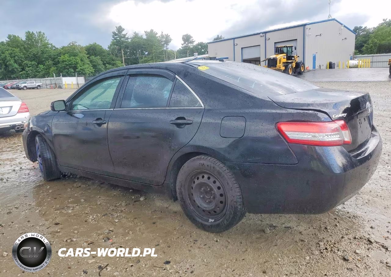 2010 Toyota Camry Le VIN:4T4BF3EK7AR031132 - 2