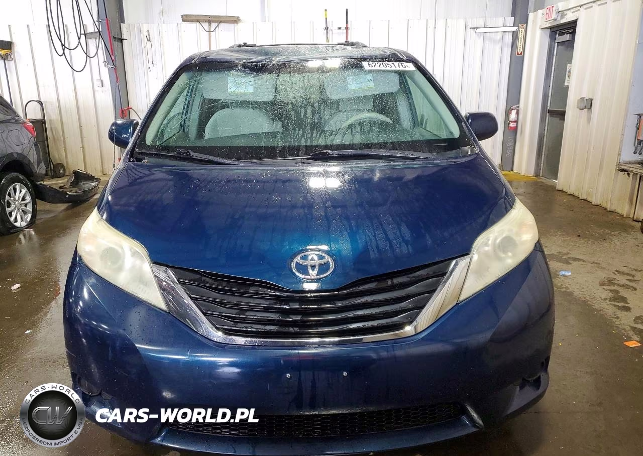 2012 Toyota Sienna Le VIN:5TDKK3DC8CS250385 - 5