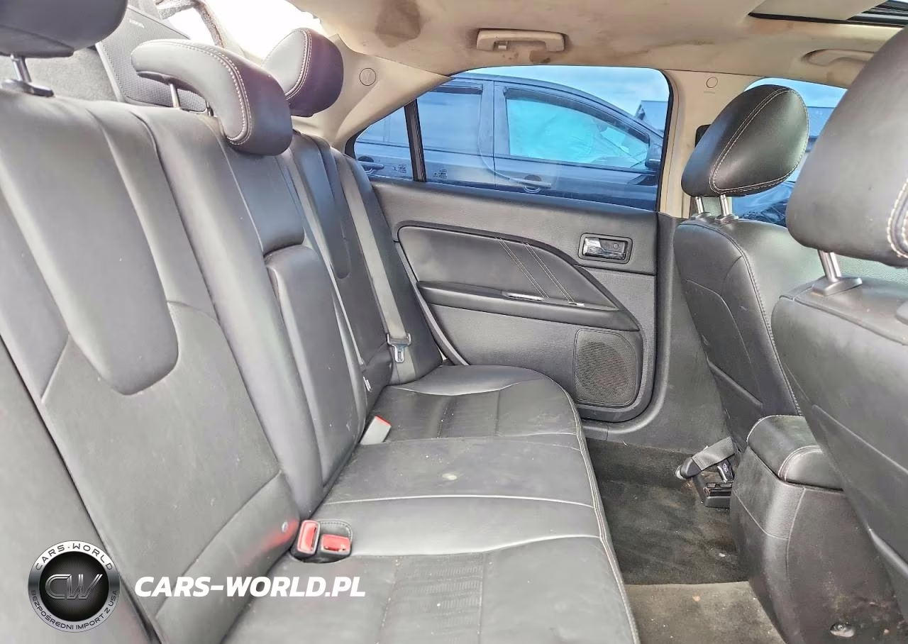 2012 Ford Fusion Sport VIN:3FAHP0KC3CR191039 - 10