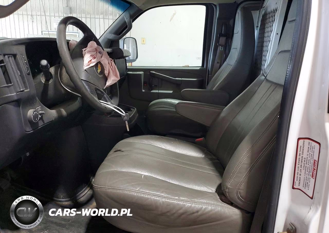 2016 Chevrolet Express G2500 Delivery Van VIN:1GCWGAFF3G1332462 - 7