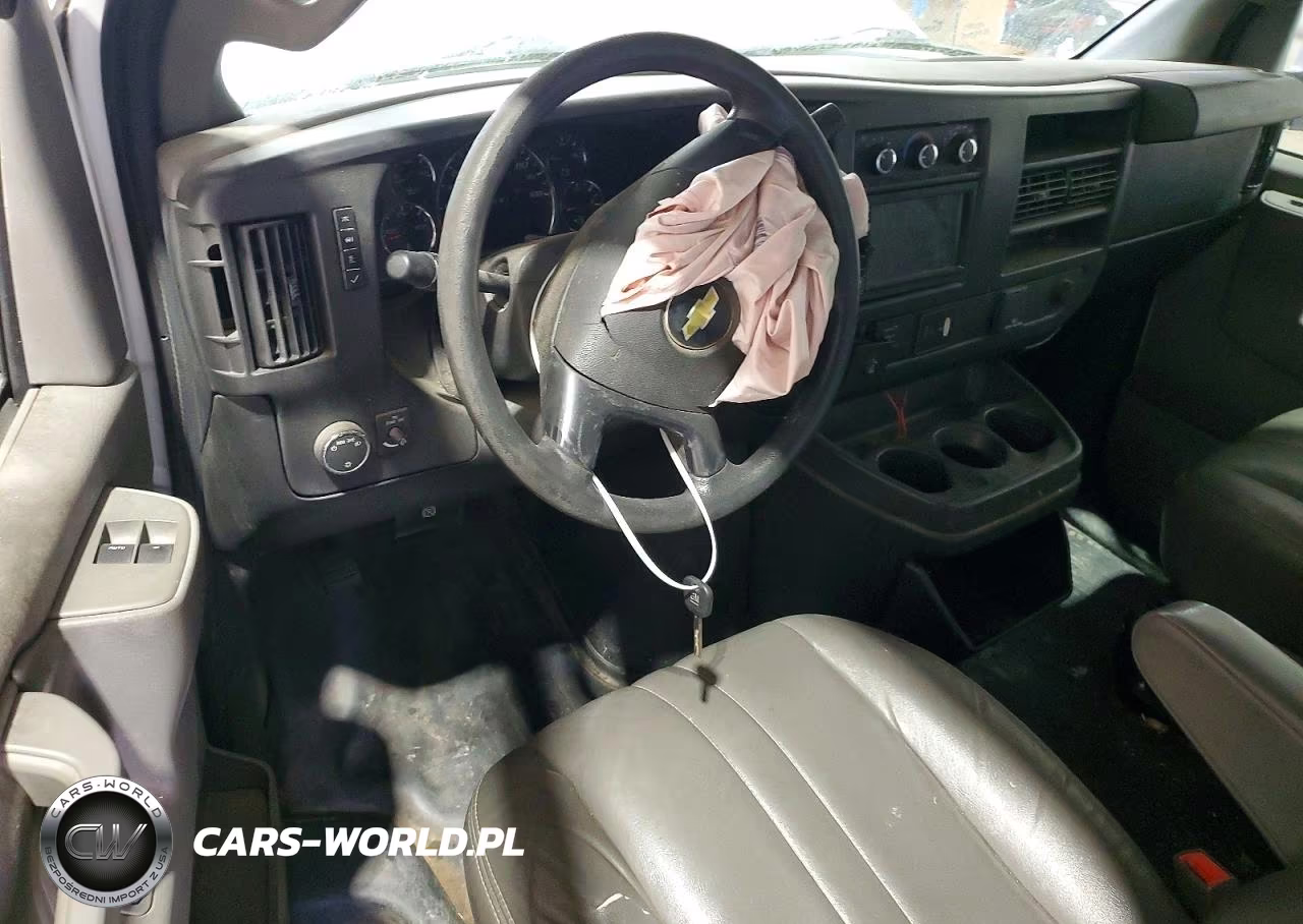 2016 Chevrolet Express G2500 Delivery Van VIN:1GCWGAFF3G1332462 - 8