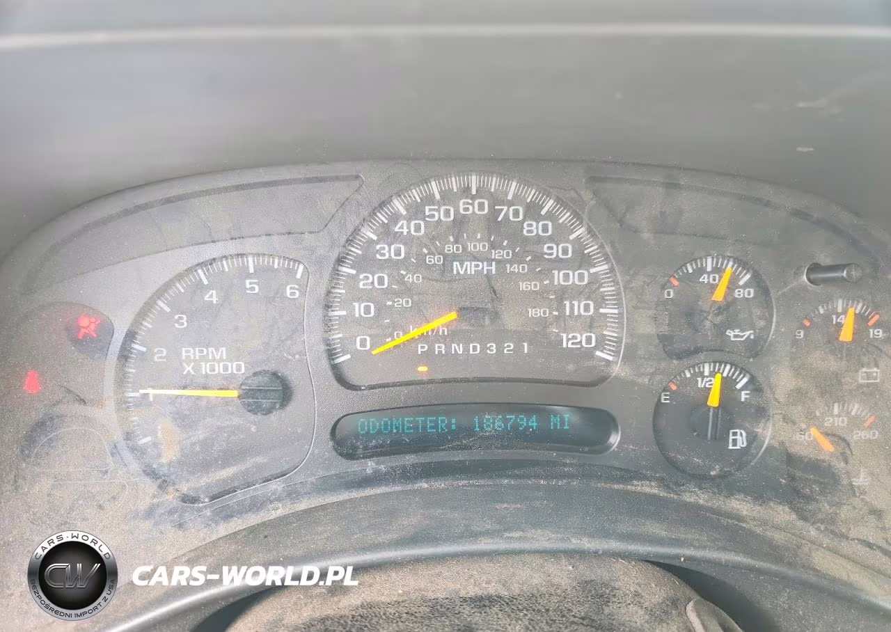2007 Chevrolet Silverado C1500 Classic VIN:1GCEC14X17Z121376 - 9