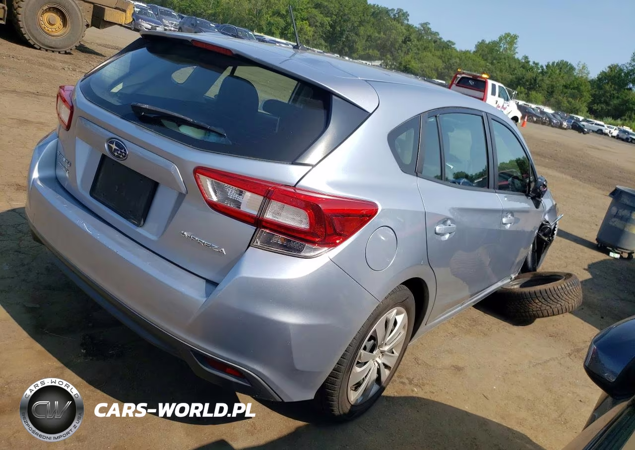 2018 Subaru Impreza VIN:4S3GTAA64J3714132 - 3