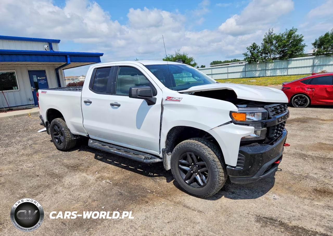 2019 Chevrolet 1500 VIN:1GCRYCEF2KZ245282 - 4