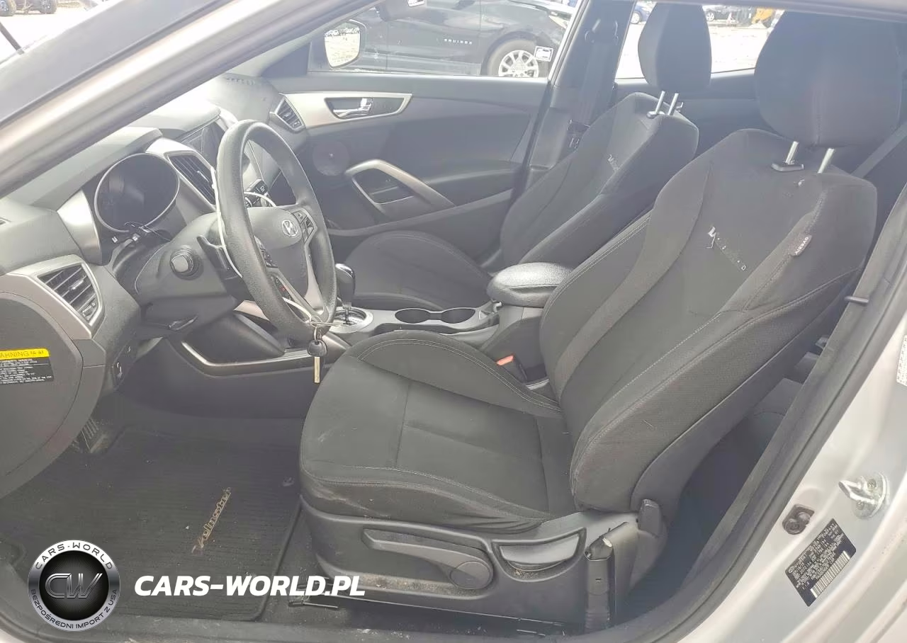 2016 Hyundai Veloster Base VIN:KMHTC6AD7GU275565 - 7