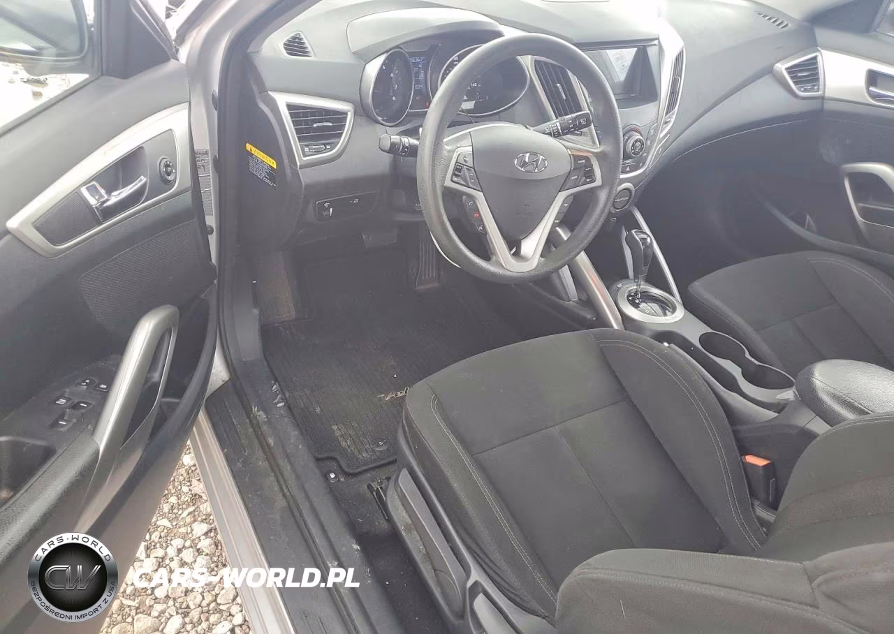 2016 Hyundai Veloster Base VIN:KMHTC6AD7GU275565 - 8