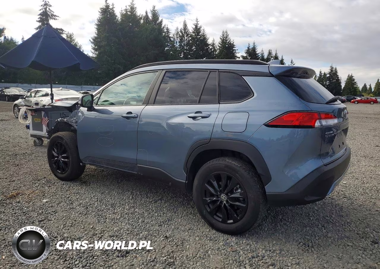 2023 Toyota Corolla Cross Le VIN:7MUCAAAG3PV060010 - 2