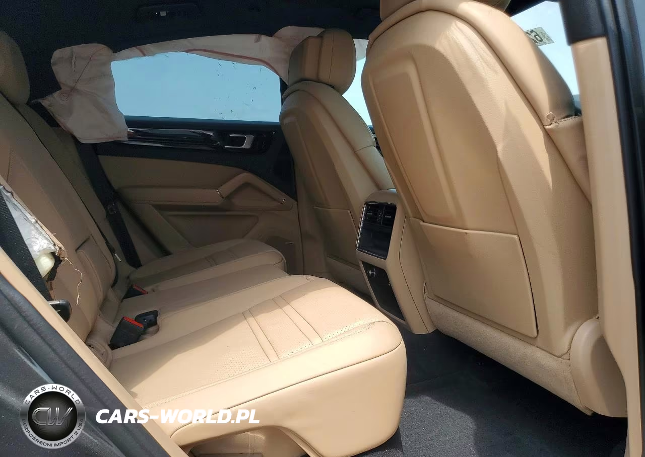 2021 Porsche Cayenne Coupe VIN:WP1BA2AY1MDA42325 - 11