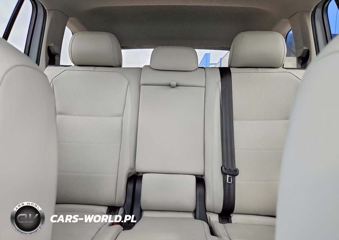 2018 Volkswagen Tiguan Se VIN:3VV3B7AX9JM018380 - 10