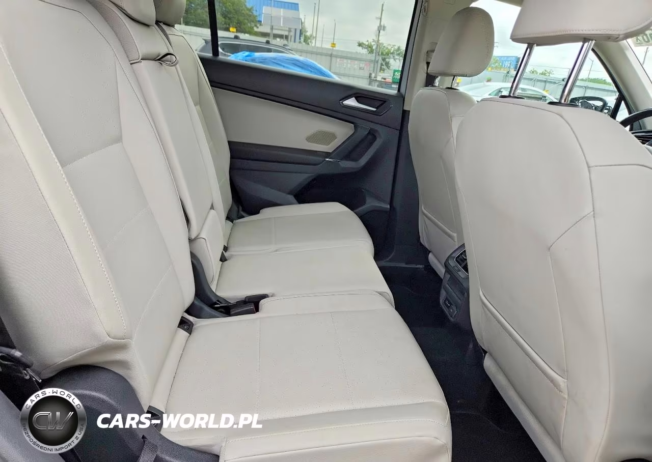 2018 Volkswagen Tiguan Se VIN:3VV3B7AX9JM018380 - 11