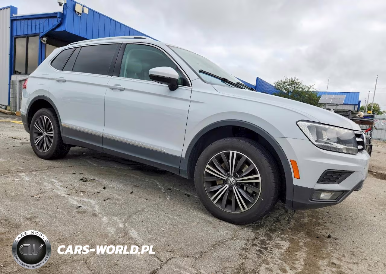 2018 Volkswagen Tiguan Se VIN:3VV3B7AX9JM018380 - 4