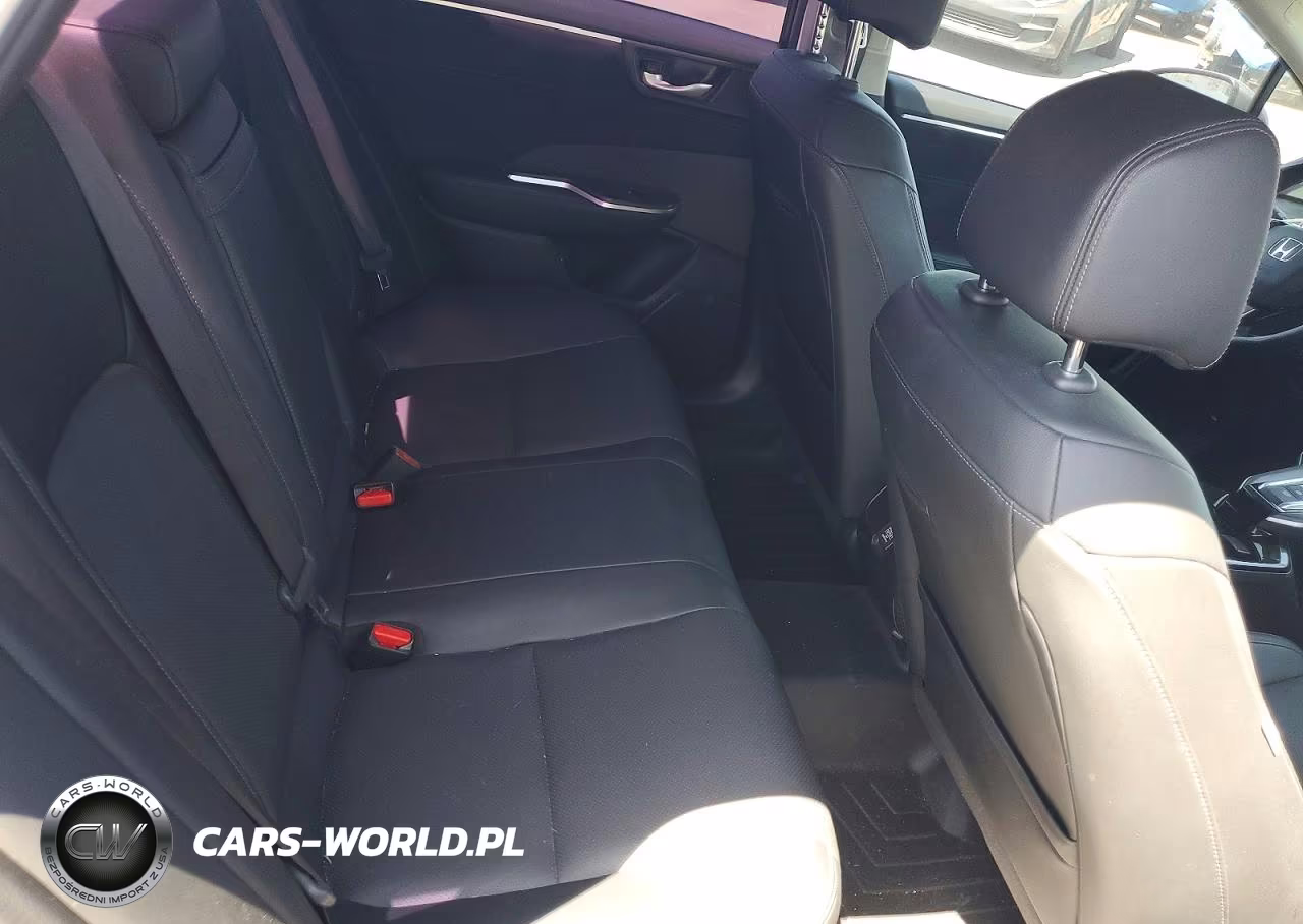 2018 Honda Clarity Touring VIN:JHMZC5F33JC023865 - 10